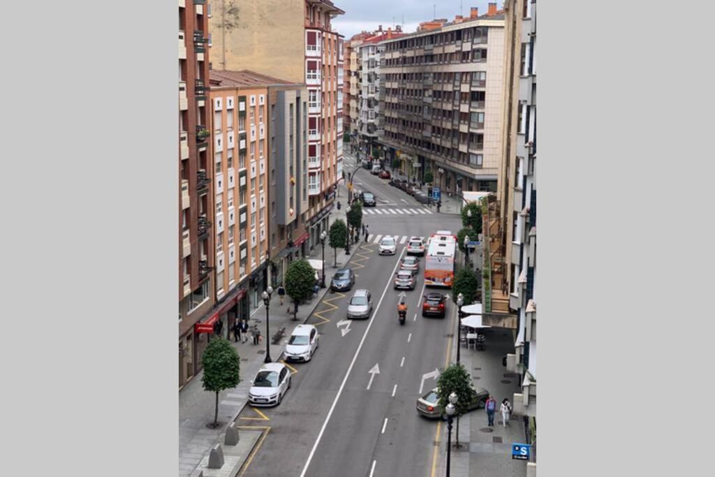 115A - Amplia vivienda en Playa San Lorenzo Gijón Exterior foto