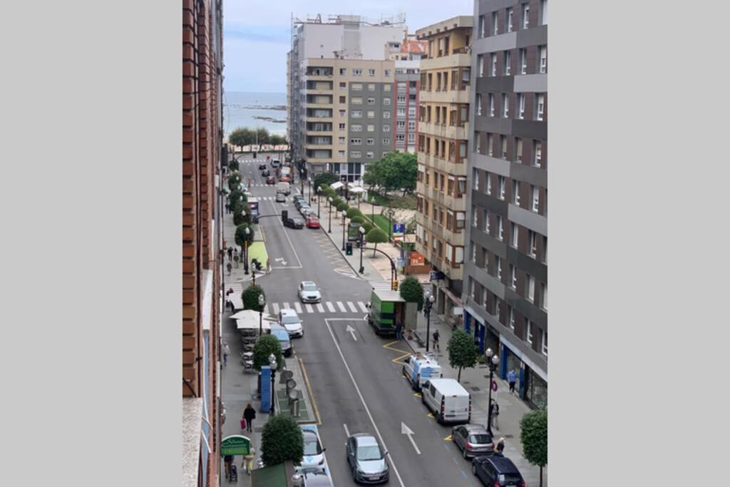 115A - Amplia vivienda en Playa San Lorenzo Gijón Exterior foto