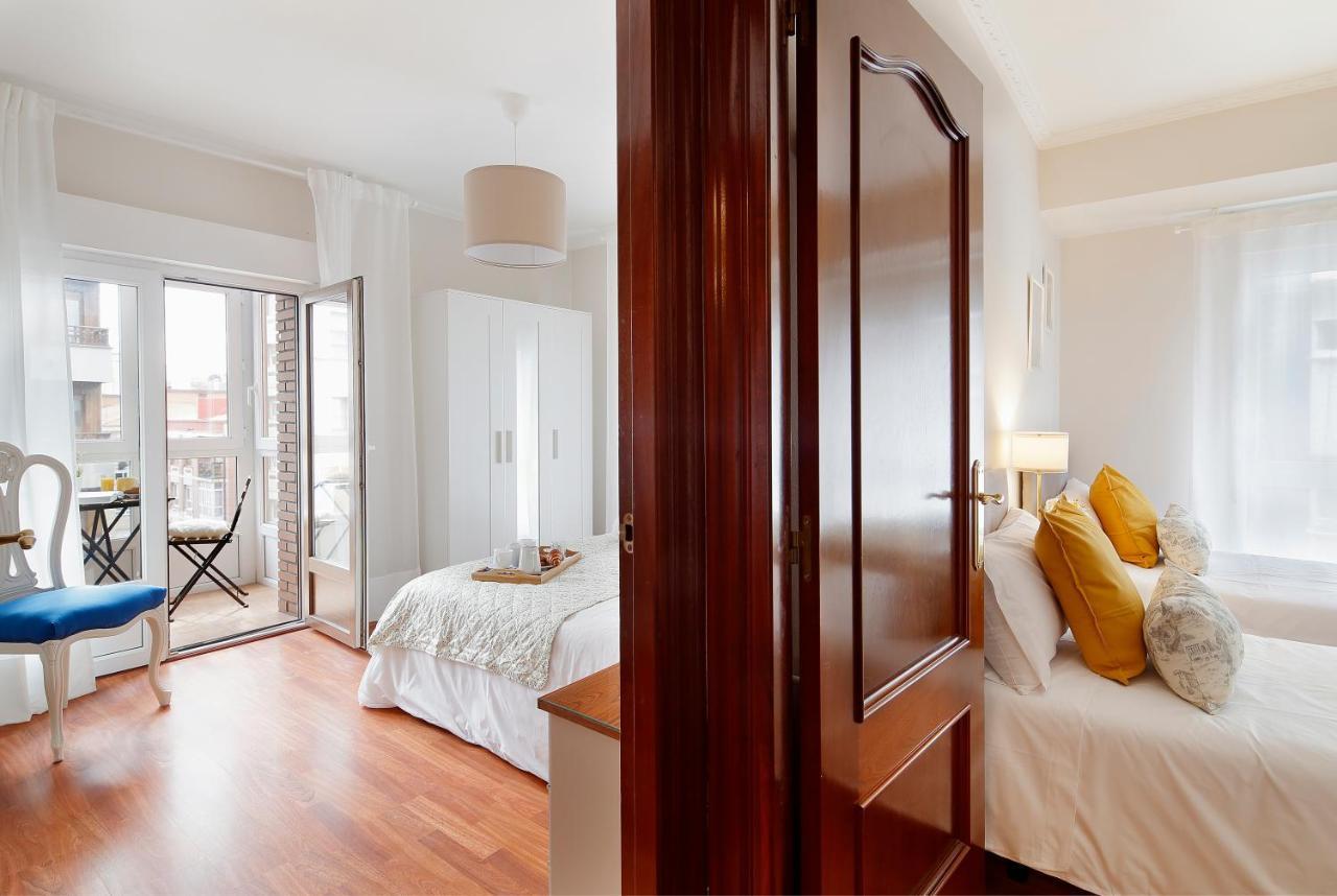 115A - Amplia vivienda en Playa San Lorenzo Gijón Exterior foto